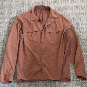 lululemon athletica Men's Rust long sleeve shirt